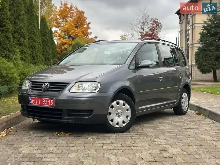 Volkswagen Touran 2006 photo 4