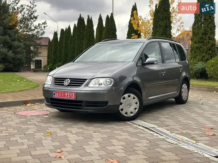 Volkswagen Touran