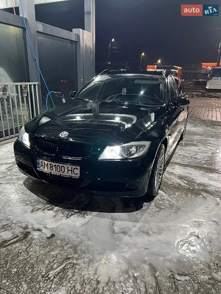 BMW 3 Series 2008 photo 2