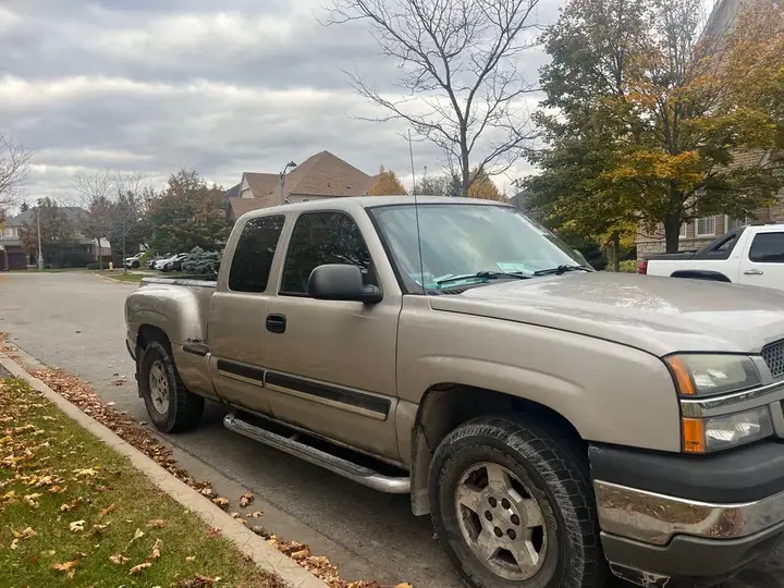 Chevrolet Silverado 1500 2005 photo 2