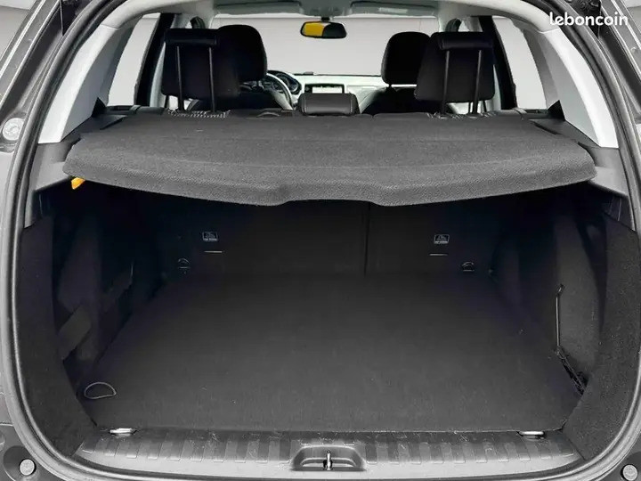 Peugeot 2008 2019 photo 5
