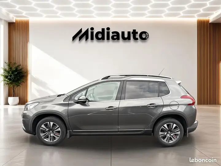 Peugeot 2008 2019 photo 2