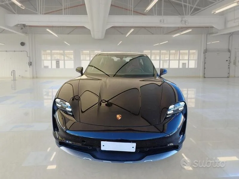 Porsche Taycan 2023 photo 2