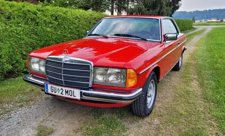 Mercedes-Benz W123
