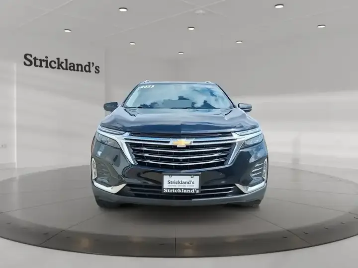 Chevrolet Equinox 2023 photo 2