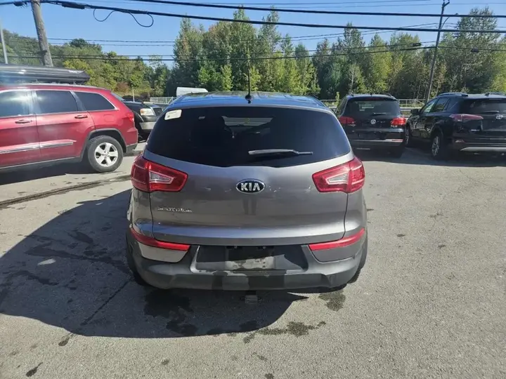 Kia Sportage 2013 photo 5