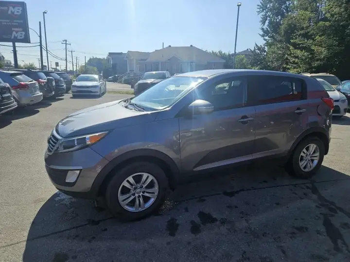 Kia Sportage 2013 photo 2