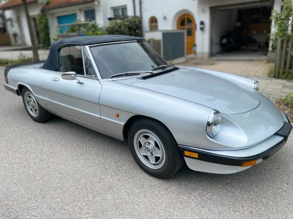 Alfa Romeo Spider