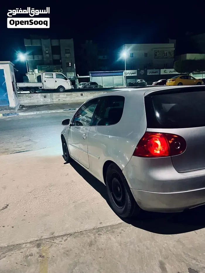 Volkswagen Golf 2008 photo 4