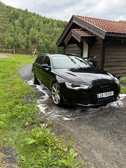 Audi A6 2012 photo 2