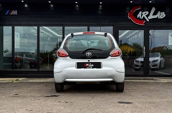 Toyota Aygo 2011 photo 3