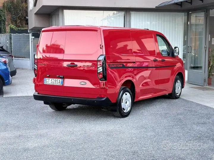 Ford Transit Custom 2024 photo 5