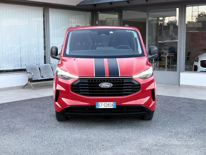 Ford Transit Custom 2024 photo 2