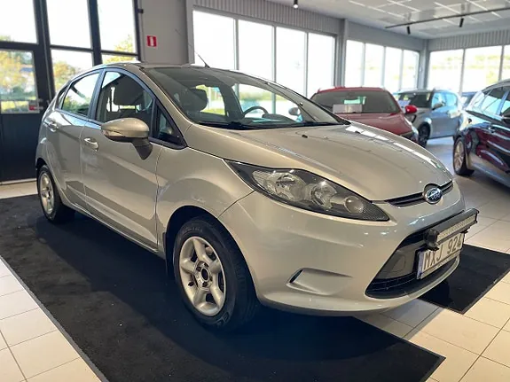 Ford Fiesta 2013 photo 3