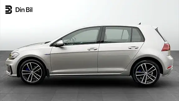 Volkswagen Golf I 2020 photo 2
