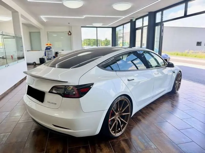 Tesla Model 3 2021 photo 5