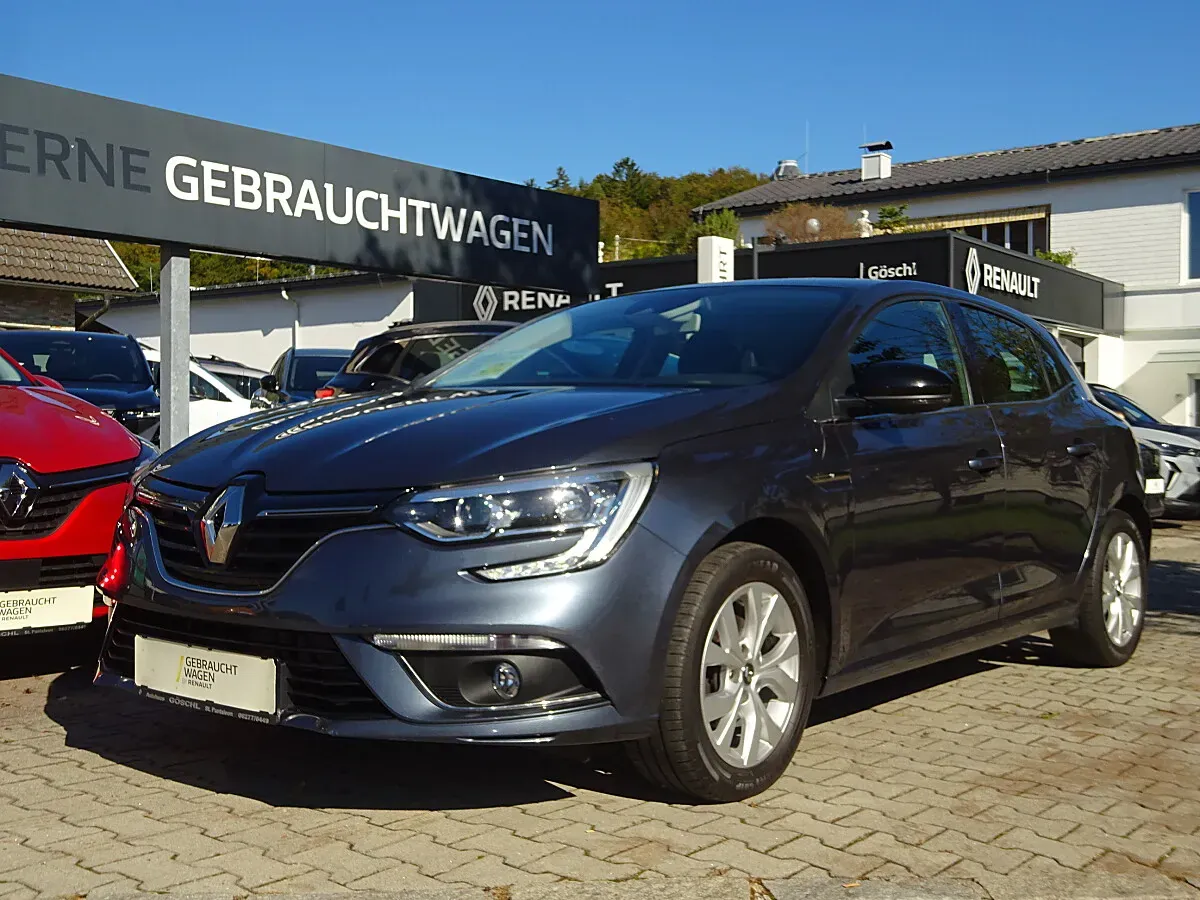 Renault Megane 2019 photo 2
