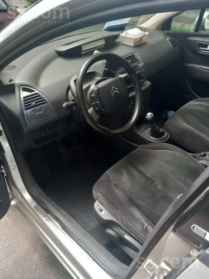Citroen C4 2008 photo 4