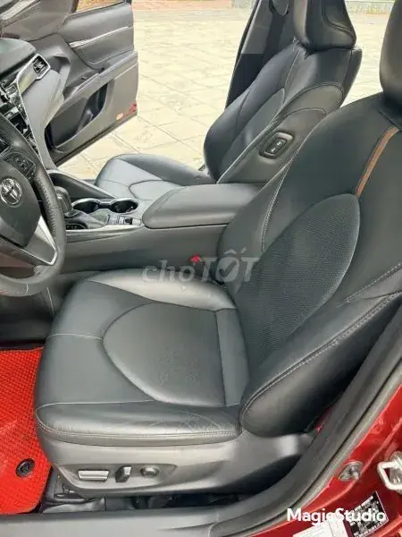 Toyota Camry 2022 photo 3