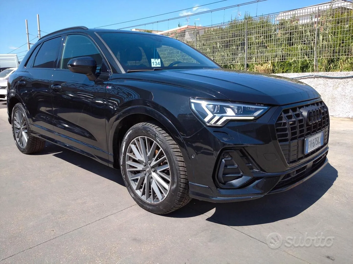 Audi Q3 2019 photo 2