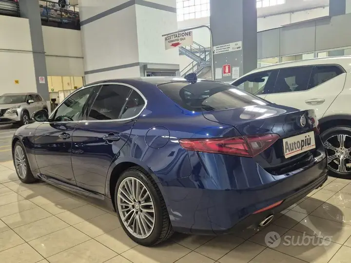 Alfa Romeo Giulia 2021 photo 4