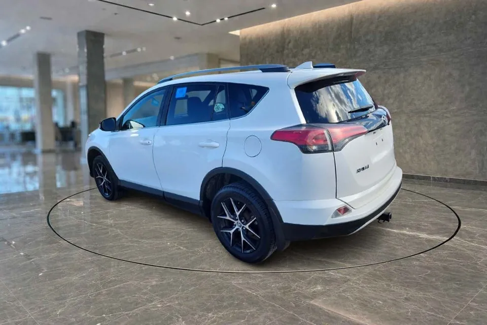 Toyota Rav4 2017 photo 4