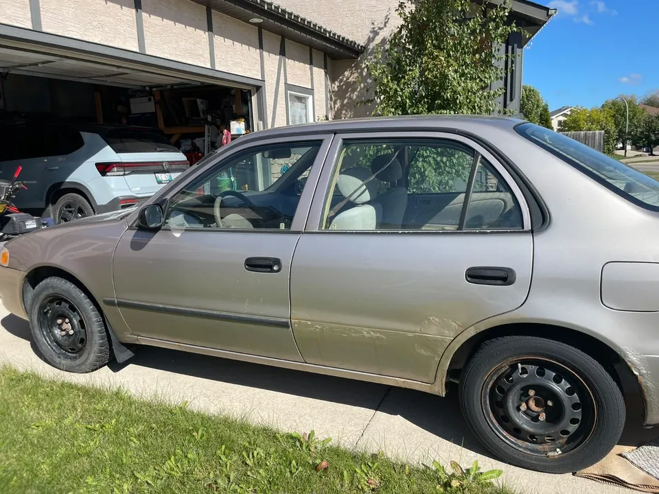 Toyota Corolla 1999 photo 3