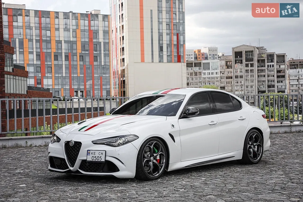 Alfa Romeo Giulia 2016 photo 5