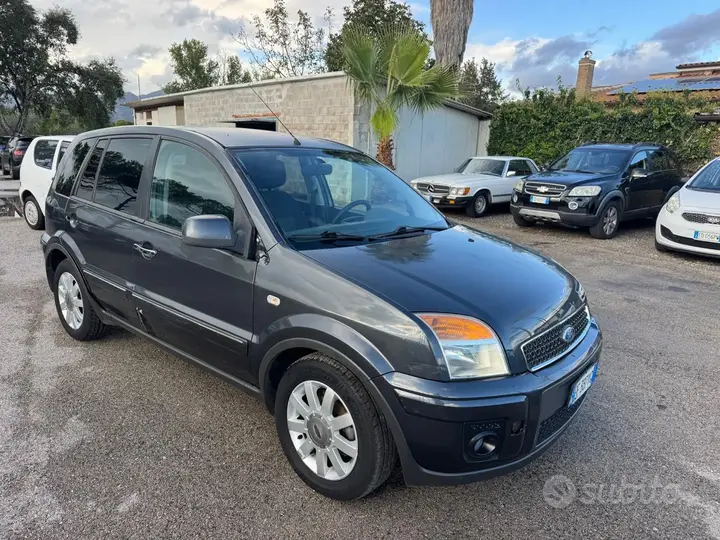 Ford Fusion 2011 photo 2