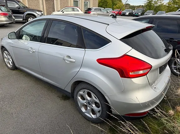 Ford Focus 2015 photo 5