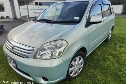 Toyota Raum
