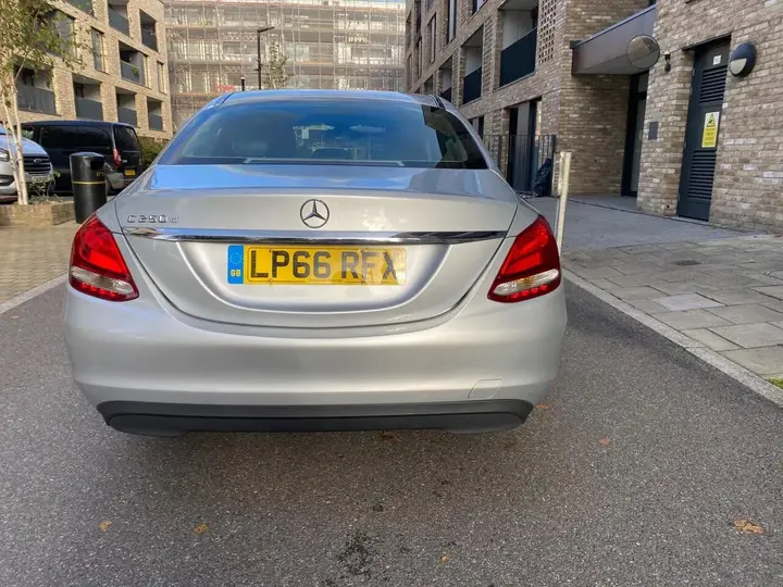 Mercedes-Benz C-Class 2017 photo 5