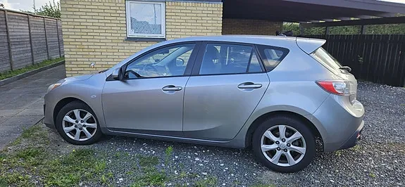 Mazda 3 2010 photo 4