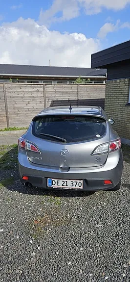 Mazda 3 2010 photo 2
