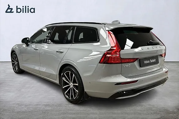 Volvo V60 2025 photo 2