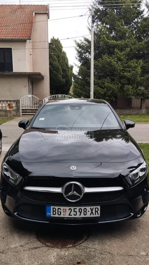 Mercedes-Benz A 180 2022 photo 2