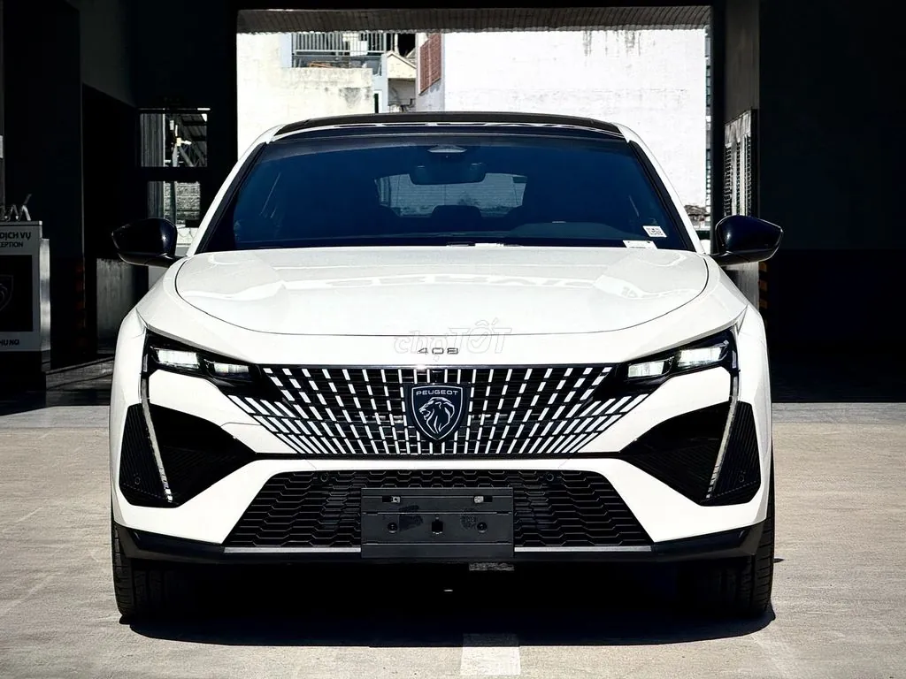 Peugeot 408 2025 photo 2