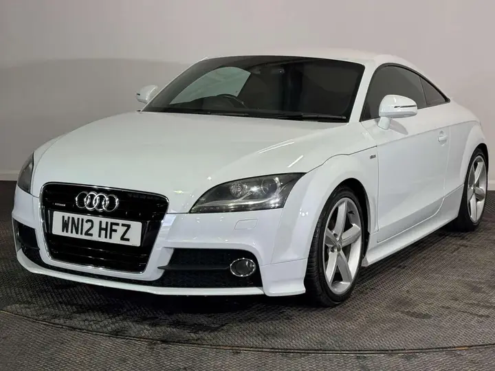 Audi Tt 2012 photo 3
