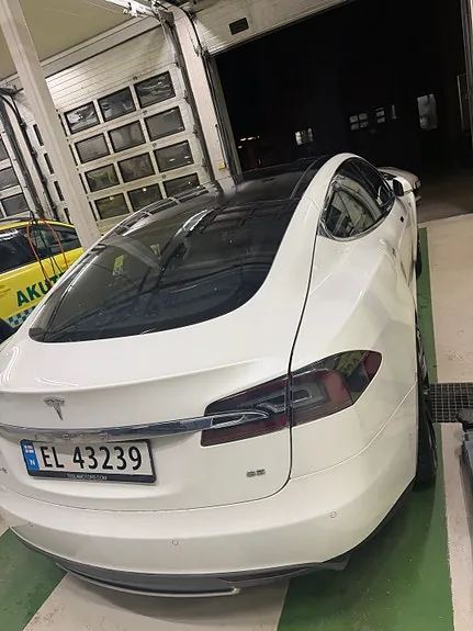 Tesla Model S