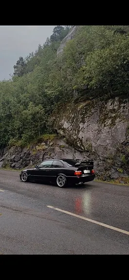 BMW 318Is 1993 photo 3