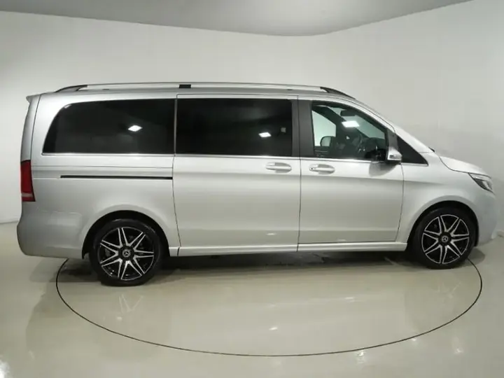 Mercedes-Benz V-Class 2018 photo 3