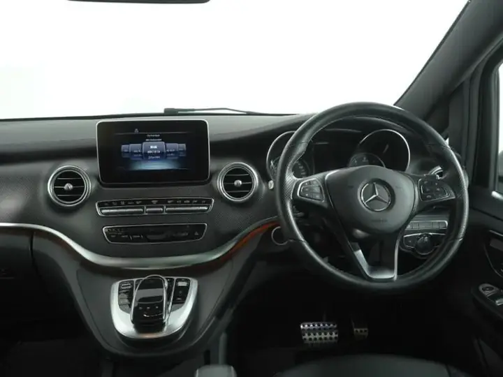 Mercedes-Benz V-Class 2018 photo 4