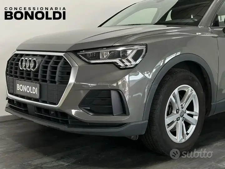 Audi Q3 2020 photo 2