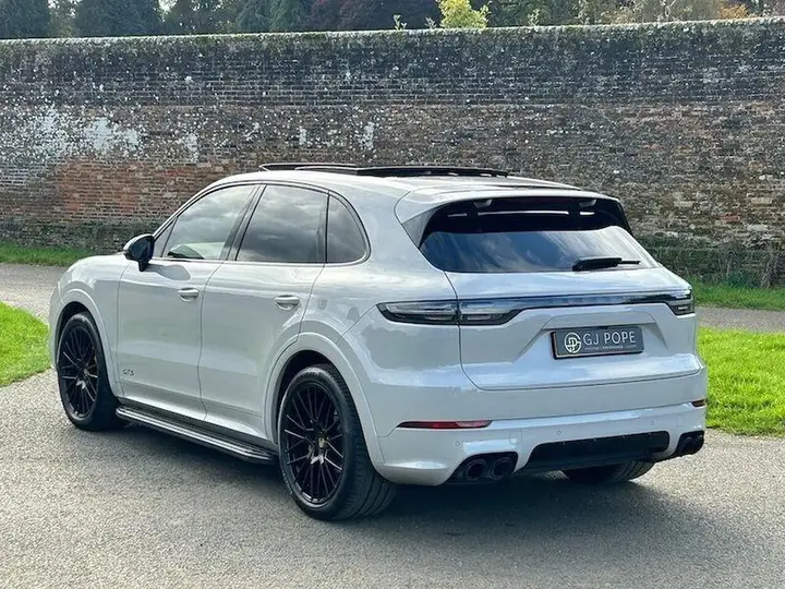 Porsche Cayenne 2021 photo 3