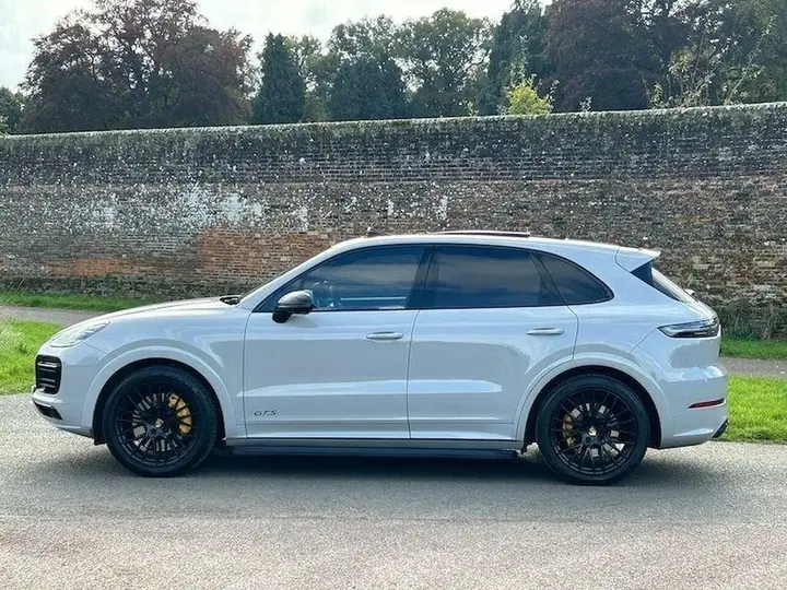 Porsche Cayenne 2021 photo 4