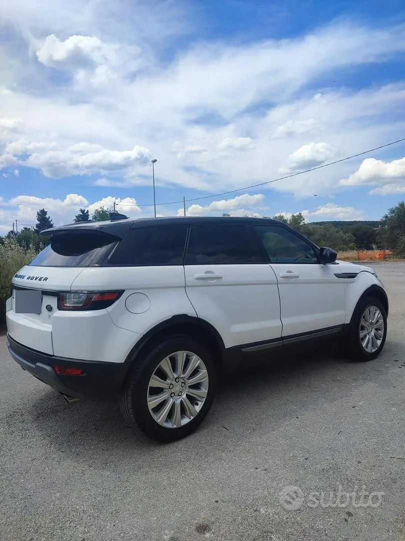 Land Rover Evoque 2017 photo 3