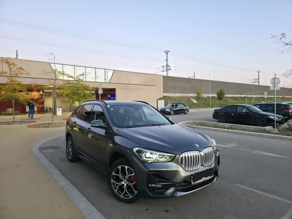 BMW X1