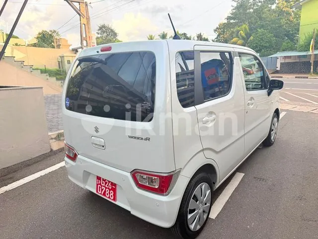Suzuki Wagon R 2024 photo 4