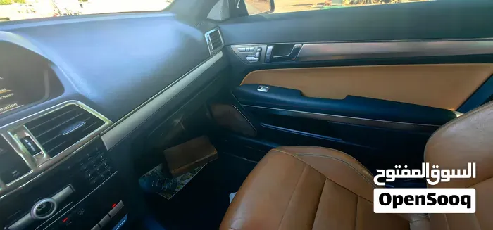 Mercedes-Benz E-Class 2010 photo 4