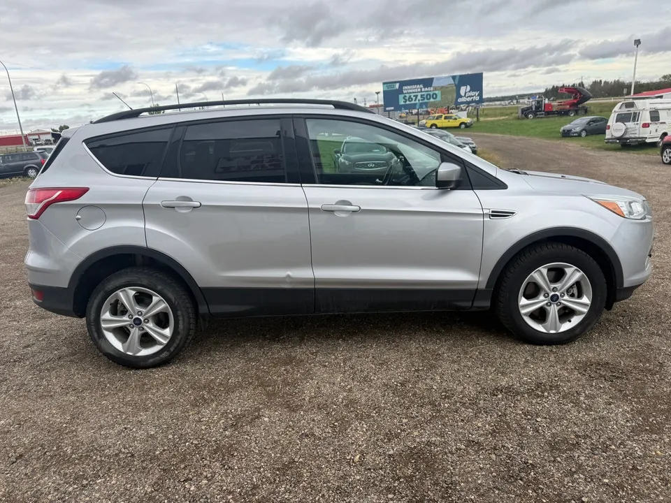 Ford Escape 2016 photo 5